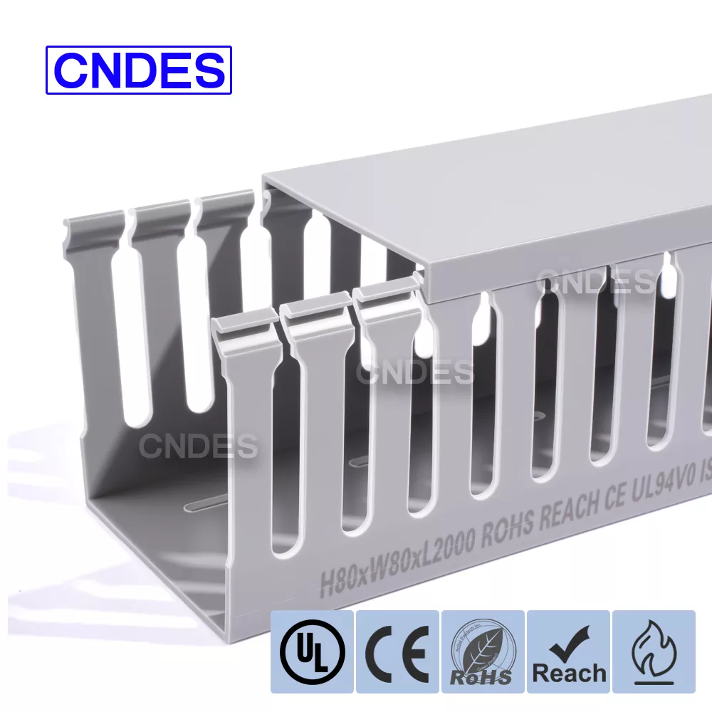 Kanał okablowania rozdzielnicy PCV ze szczeliną 80 × 80